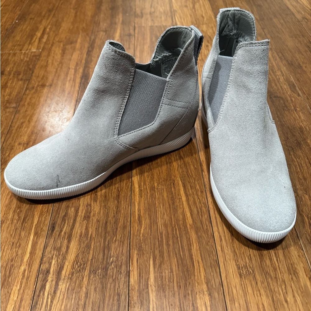 Sorel Women's Gray Ankle Booties size 9 EUC